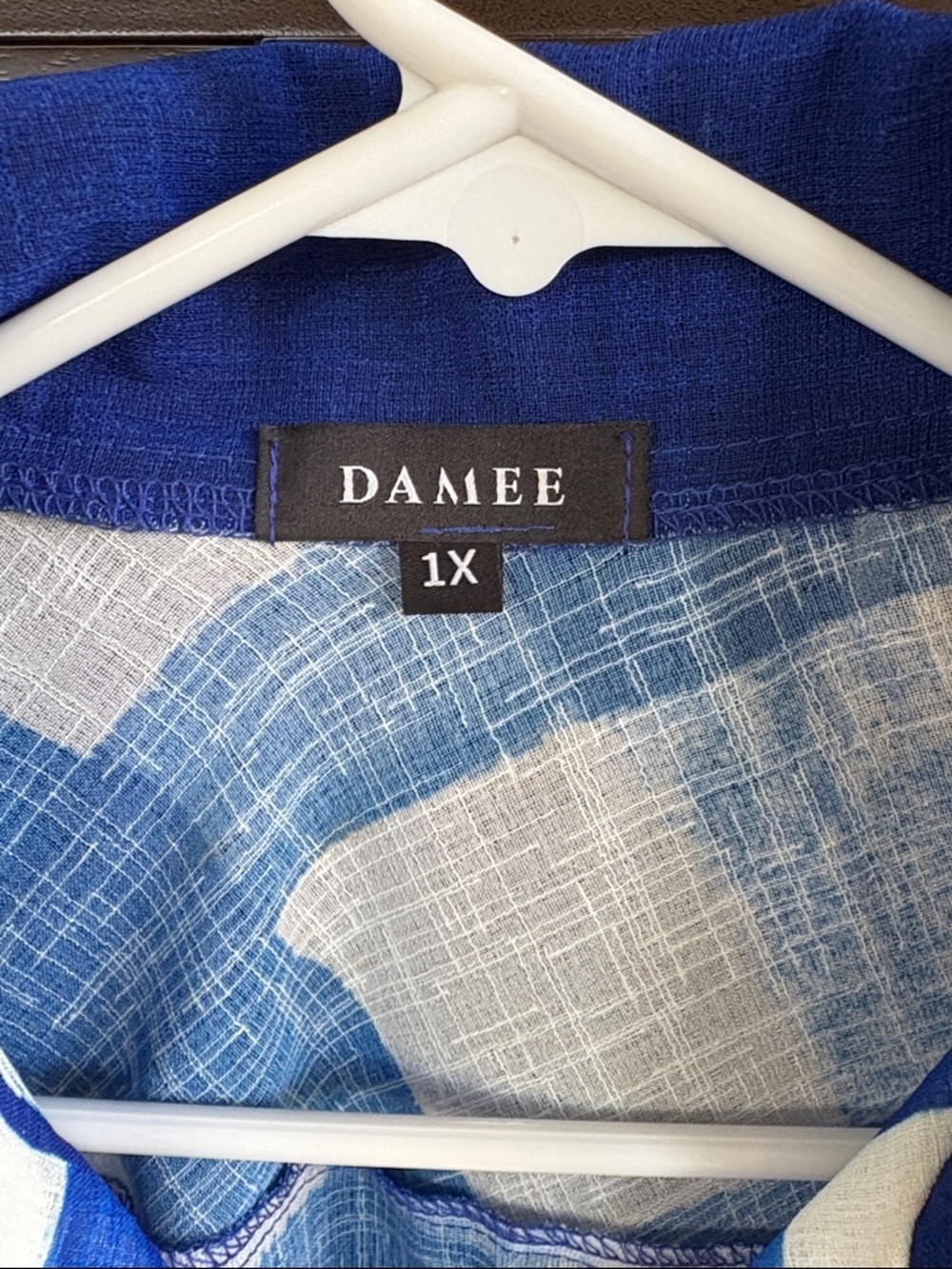 Like New DAMEE BLUE white Plaid Button Front A Line Top Size 1X - Picture 2 of 8